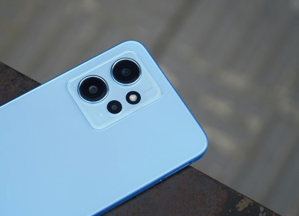 danh-gia-chi-tiet-xiaomi-redmi-note-12-4g-camera-sau-min