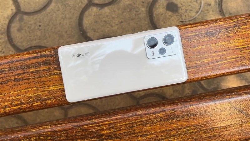 danh-gia-r-xiaomi-redmi-note-12-pro-plus-bia
