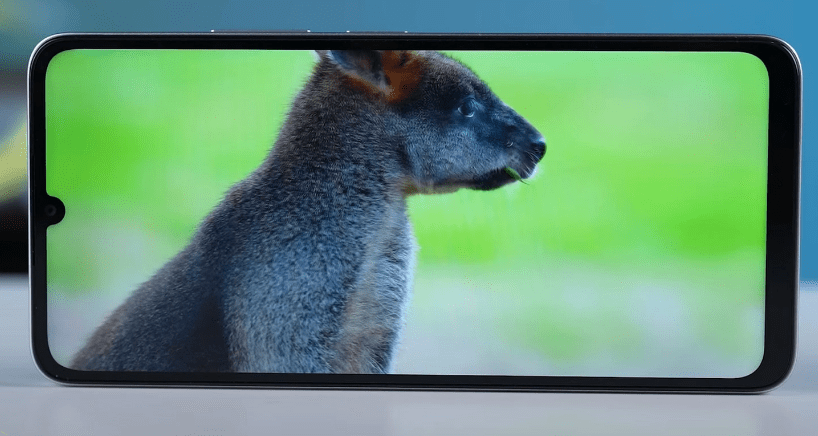 danh-gia-xiaomi-redmi-13r-man-hinh