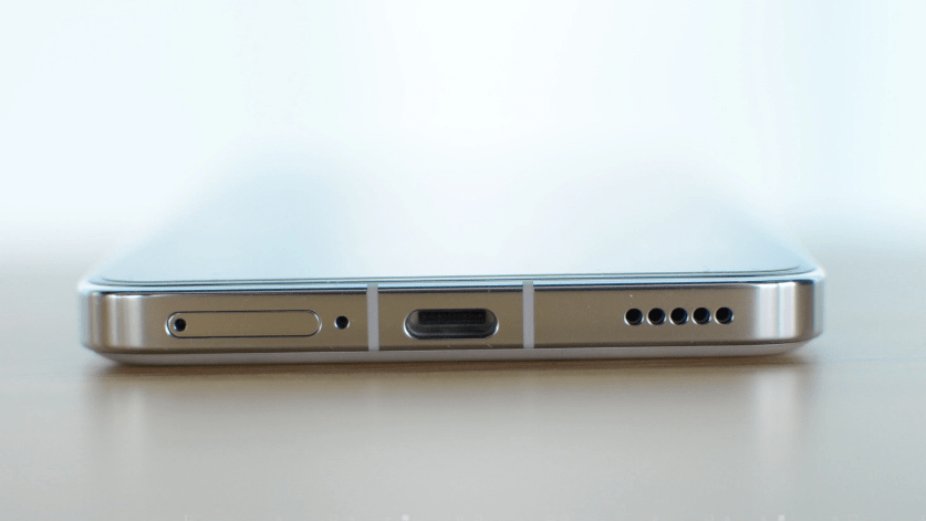 danh-gia-xiaomi-redmi-k70-5g-canh-duoi